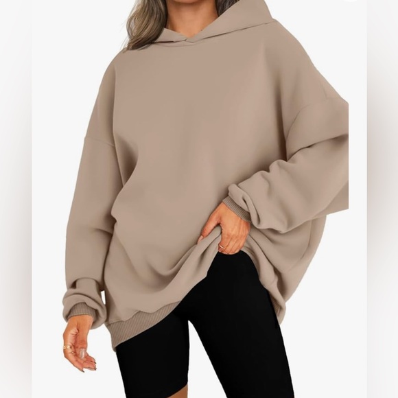 Tops - Oversized sweatshirt